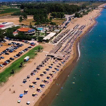 Comfort Holidays アパート Messíni